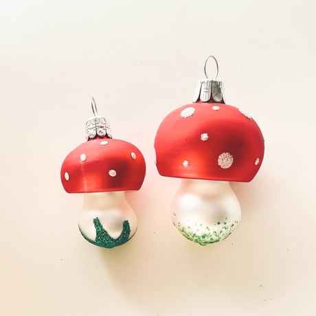 チェコ　クリスマスオーナメント　きのこ　ガラス　（小）