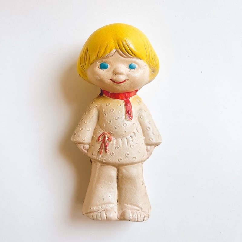 ソビエト 年代不明 青い目の子ども ソフビ 人形 高さ13.5cm | こぐま舎
