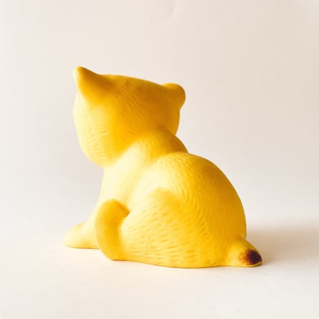 ソビエト　年代不明　黄色い子犬　ソフビ　人形　高さ10cm