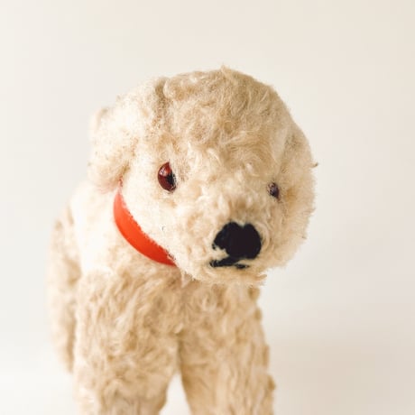 西ドイツ　年代不明　小さな白い犬　ぬいぐるみ　全長13cm