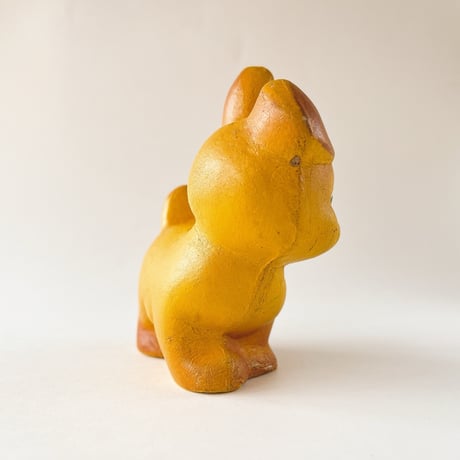 ソビエト　年代不明　黄土色の犬２　フィギュア　高さ11cm