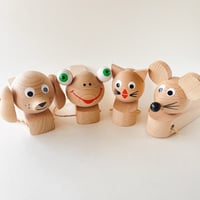 チェコ　木製　ドアストッパー　動物モチーフ