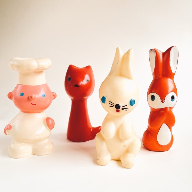 チェコ ニクロヴァー ソフビ人形 犬 オレンジ色 1970年代 高さ13cm