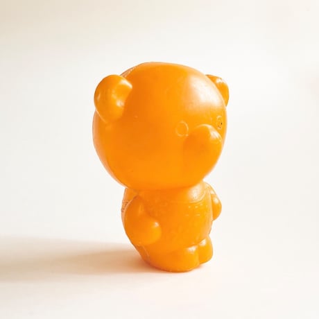 ソビエト　年代不明　オレンジ色のこぐま　くま　プラスチック　人形　高さ10.5cm