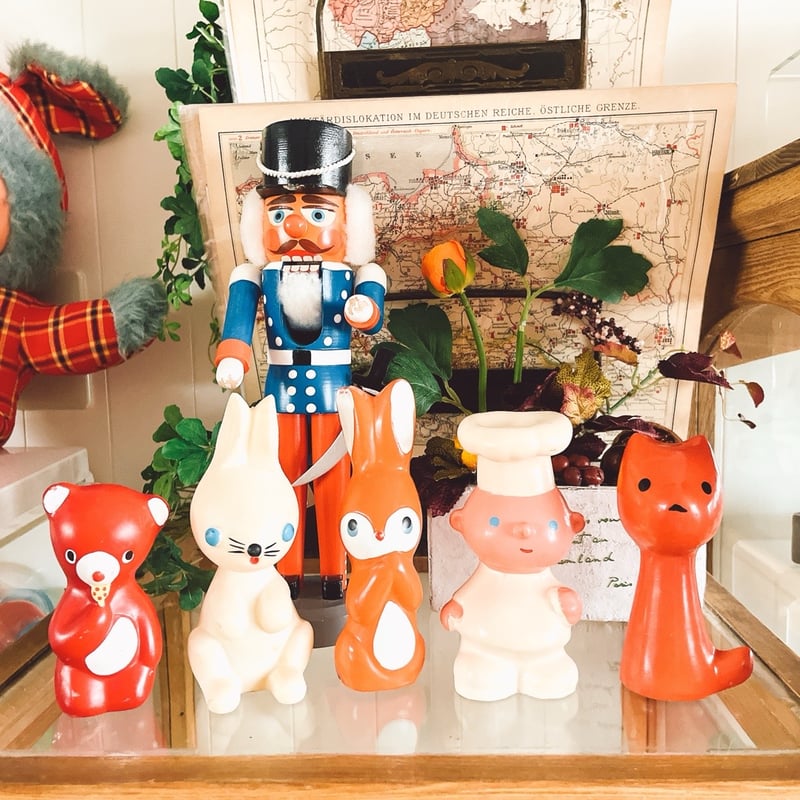 チェコ ニクロヴァー ソフビ人形 うさぎ 1970年代 高さ16cm | こぐま舎