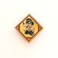 ソビエト　ヴィンテージバッジ　Ну, погоди!　オオカミとグローブ