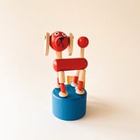チェコ　木製おもちゃ　犬　プッシュトイ　DETOA(デトア)