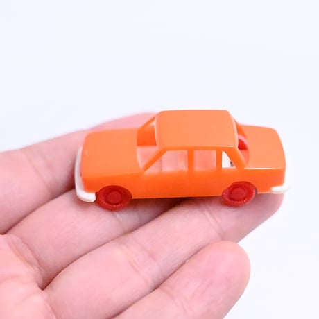 東ドイツ　プラスチック　車　Wartburg 311