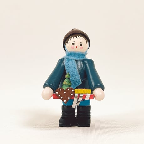 ドイツ　ザイフェン　人形　焼き菓子売りの子　Striezelkinder klein farbig2　木製