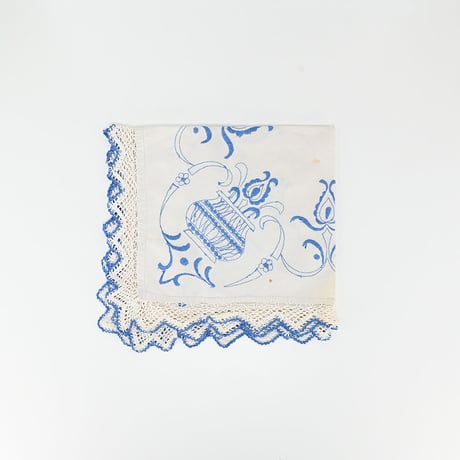 ハンガリー　手刺繍　テーブルクロス　正方形2