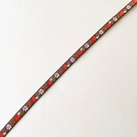 チェコ　チロリアンテープ　茶色にハート　幅1cm　10cmあたり¥45