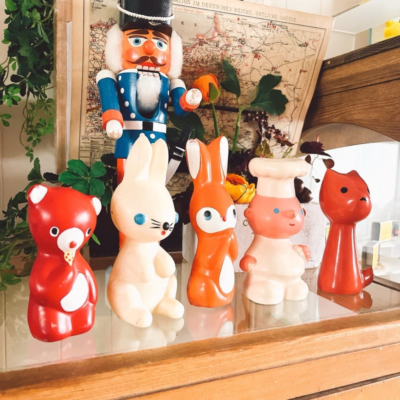 チェコ ニクロヴァー ソフビ人形 うさぎ 1970年代 高さ16cm | こぐま舎