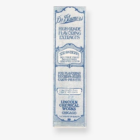 アメリカ　香料のラベル　Dr. Blumers Strawberry 50% Alcohol (1930s)