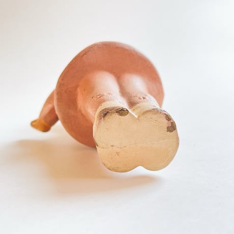 ソビエト　年代不明　ピンクのフードの子ども　ソフビ　人形　高さ16cm