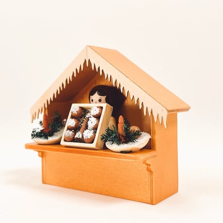 ドイツ　ザイフェン　人形　クリスマスツリーの飾りの小屋　Christbaumschmuck　木製