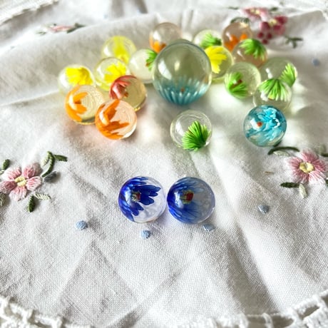 チェコ　ビー玉　花