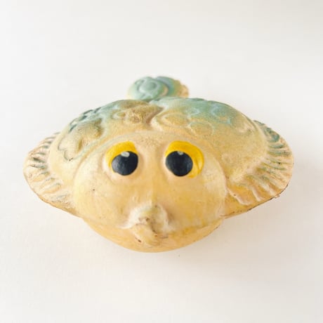 ソビエト　年代不明　小さいひらめ　ソフビ　人形　長さ11cm
