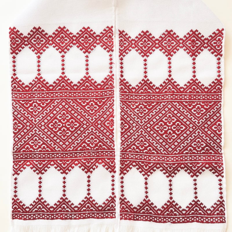 ブーブーこぶた　A855★逸品‼️豪華刺繍‼️テーブルランナー2m2cm ウクライナ 刺繍 テーブルランナー 3 | こぐま舎