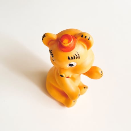 ソビエト　年代不明　ぺろりんくま　くま　ソフビ　人形　高さ11cm