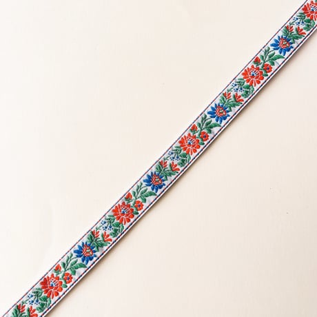 チェコ　チロリアンテープ　花　白　幅15mm　10cmあたり¥70