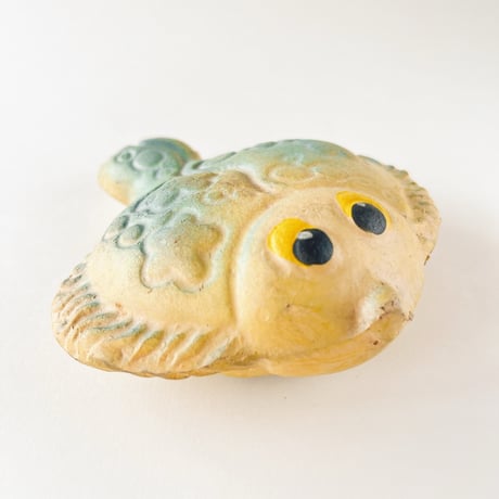 ソビエト　年代不明　小さいひらめ　ソフビ　人形　長さ11cm
