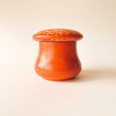 小物入れ　キノコ形　オレンジ色　木製