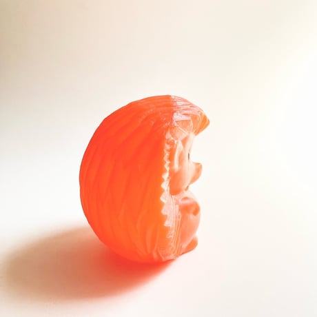 ソビエト　年代不明　オレンジ色のハリネズミ　フィギュア　高さ10.5cm