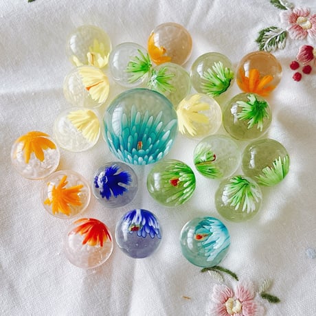 チェコ　ビー玉　花