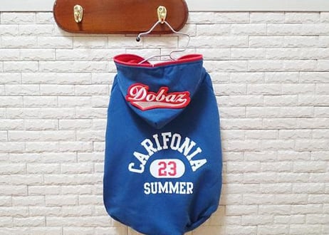 【犬服】ロゴフードのカリフォルニアパーカー
