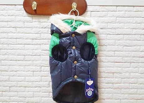 【犬服】ファーフード付き中綿ワンダフルジャケット♪