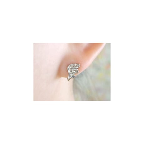 天使の羽根地金ピアス/K18WG（ペア）
