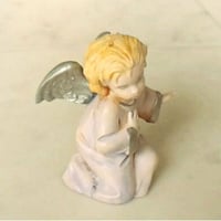 淡いピンクローブの天使～アッシジ天使の置物～