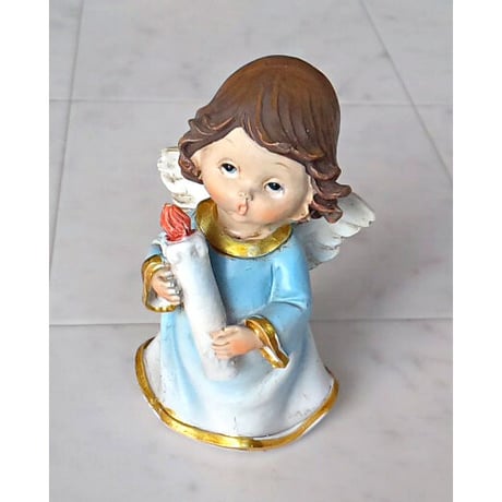 キャンドルを持つ天使～アッシジ天使の置物～