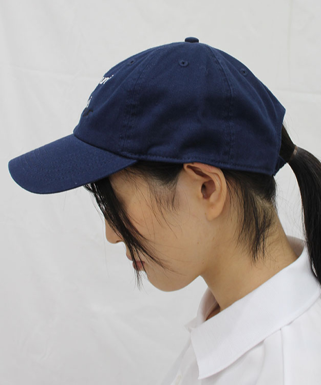 行書体ロゴ刺繍キャップ〔オフホワイト/ライトイエロー/ネイビー