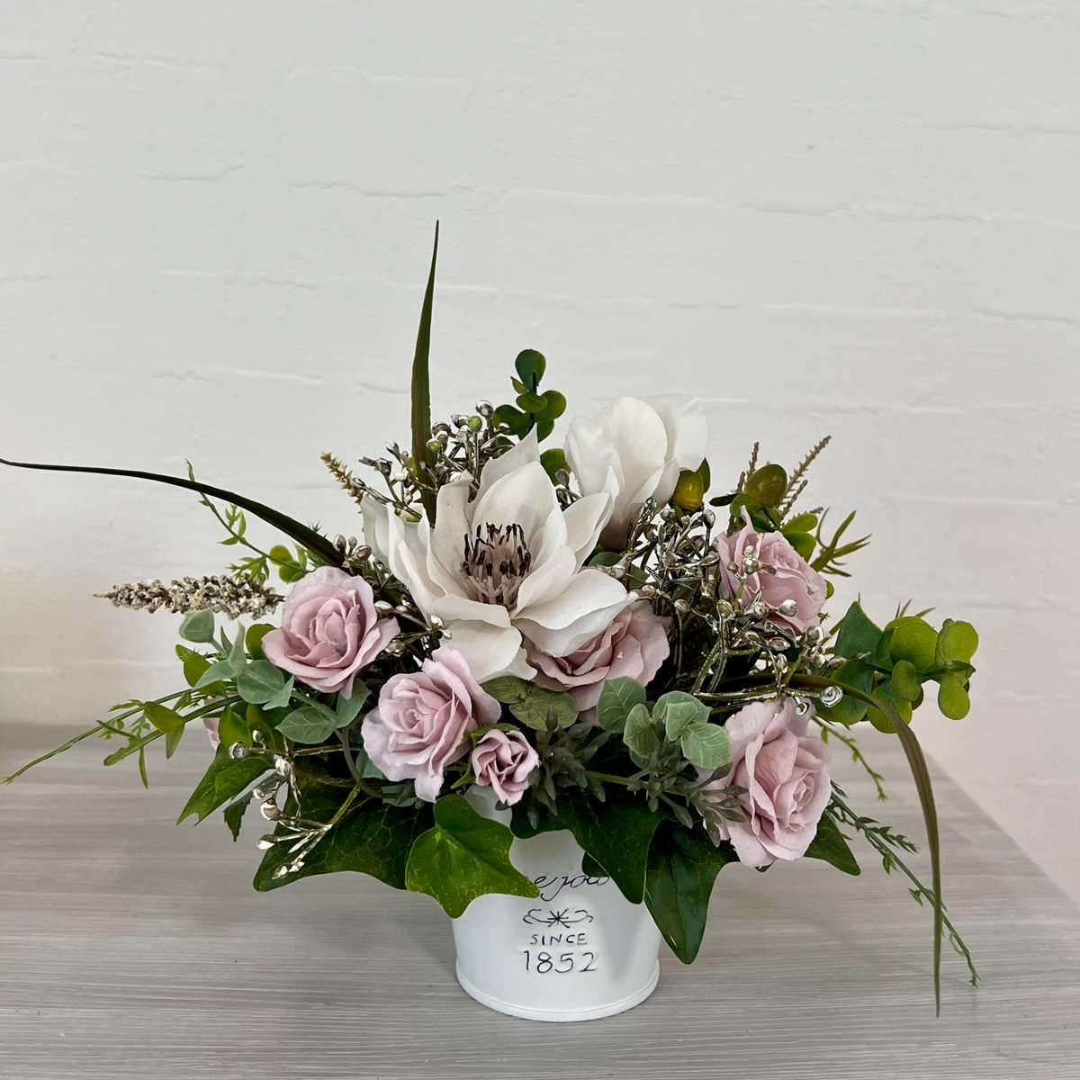 【ハンドメイド】アーティシャルフラワーアレンジ　花瓶込 fit=scale-down,w=1200