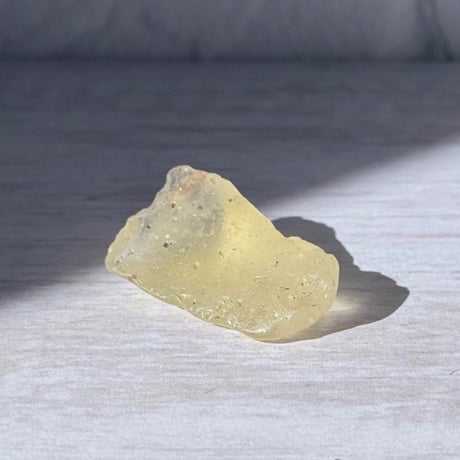 リビアングラス | STORES