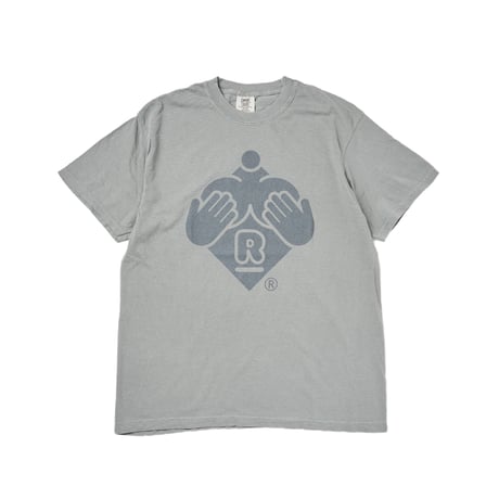 ビッググラマラスロゴ Tシャツ　Big Glamorous Logo T-Shirt（Gray）