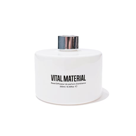 ルームフレグランス　Room Fragrance（Red Dragon × VITAL MATERIAL）