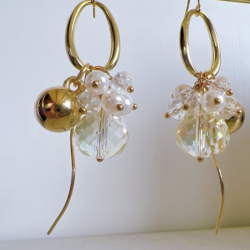 ゴールドのタッセルビーズピアス・イヤリング | peth handmade 
