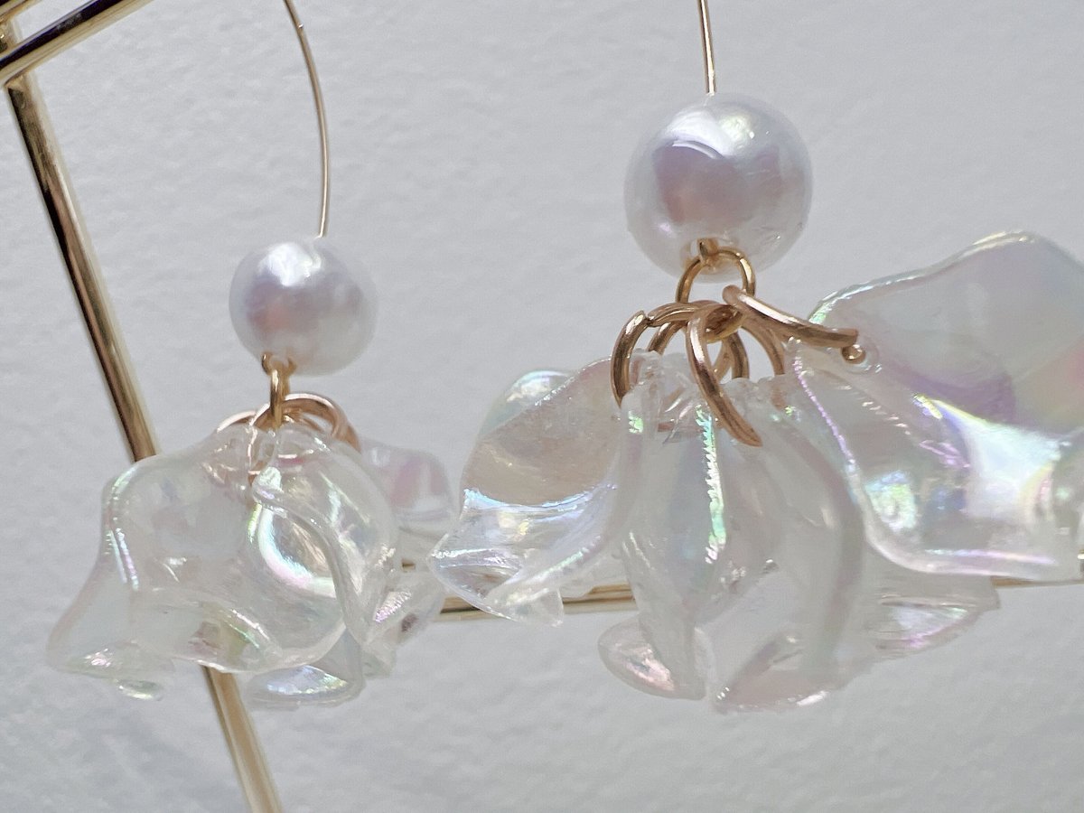 花びらのオーロラピアス・イヤリング | peth handmade accessory store