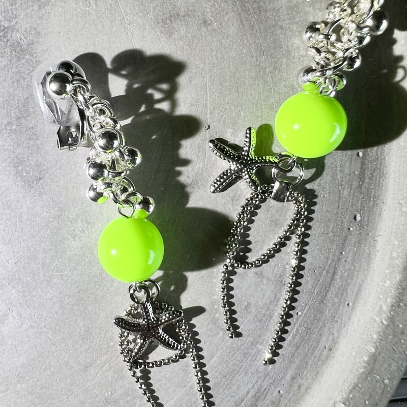 シルバーネオンのsummerピアス・イヤリング | peth handmade accesso
