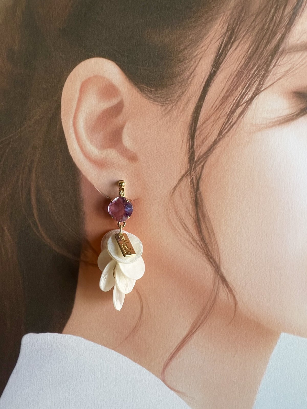 No.627-B　シェルフレーク☆レジン☆ピアス・イヤリング(パープル系) パープルシェルイヤリング・ピアス | peth handmade accessory store