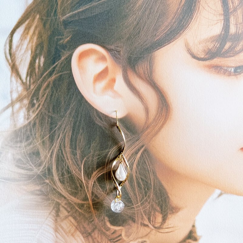 しずくパールのくるりんピアス・イヤリング | peth handmade accessory