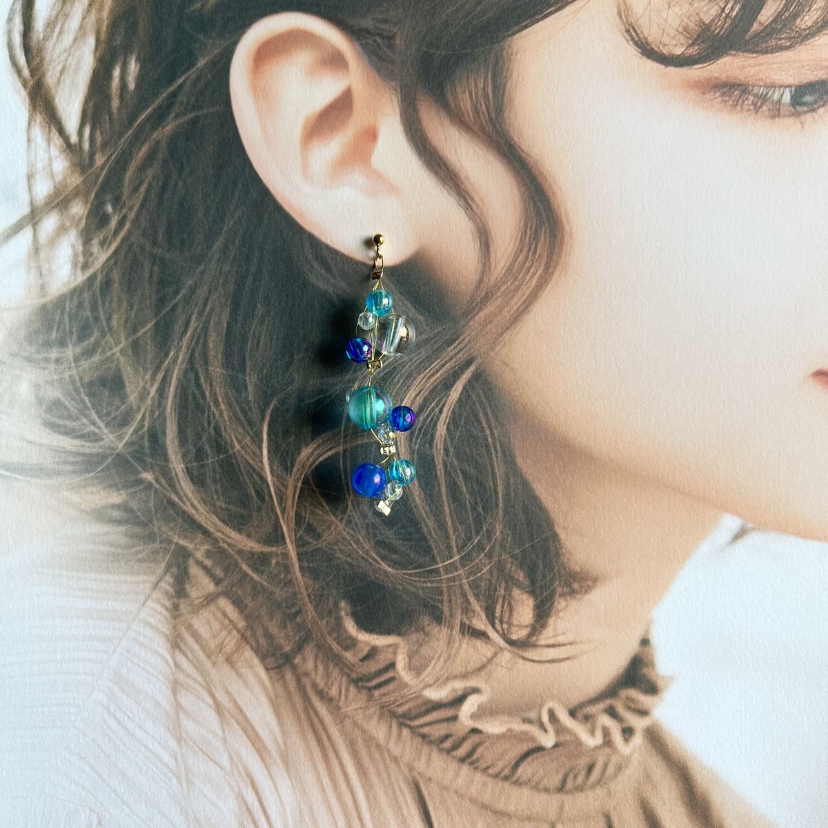 No.313 アパタイト キューブ型 濃いブルーカラー ピアス /イヤリング  