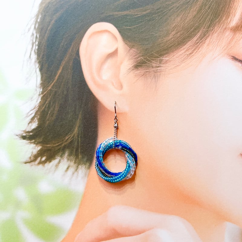 カラバリ3色】ビーズのフープピアス・イヤリング | peth handmade