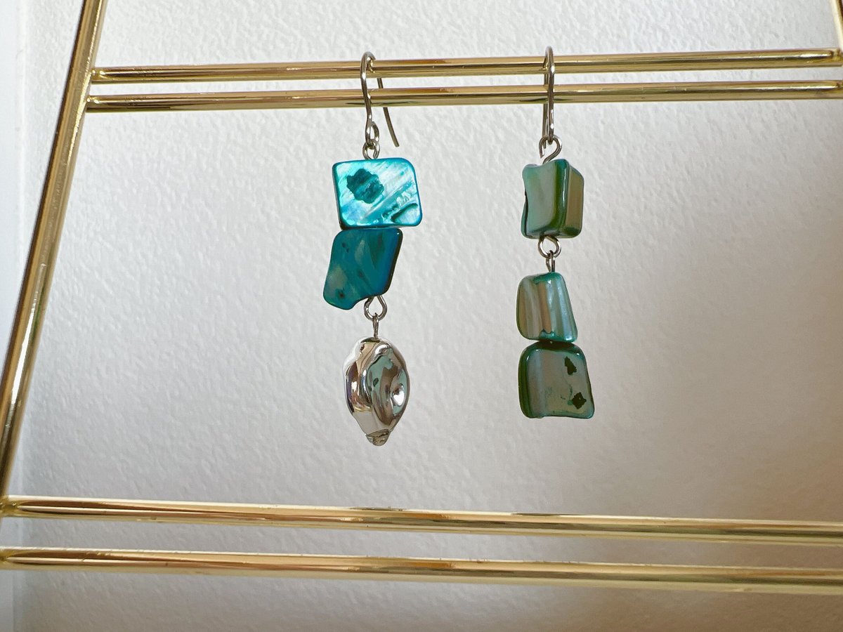 再販】ターコイズシェルピアス・イヤリング | peth handmade accessory