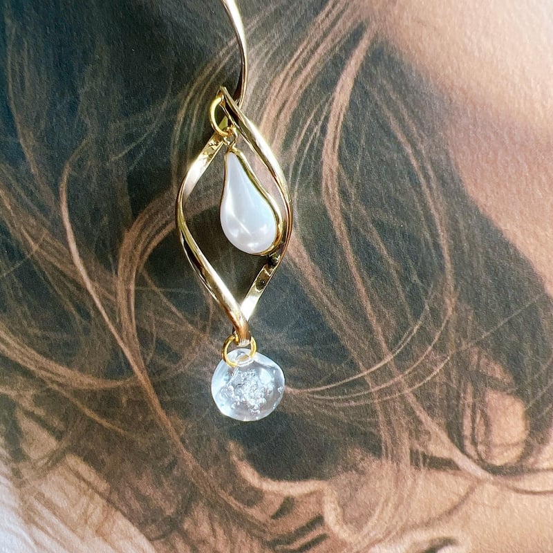 しずくパールのくるりんピアス・イヤリング | peth handmade accessory 