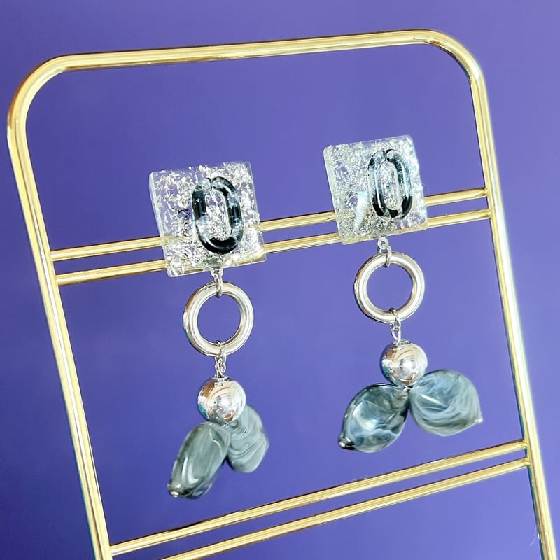 シルバーブラックピアス・イヤリング | peth handmade accessory store