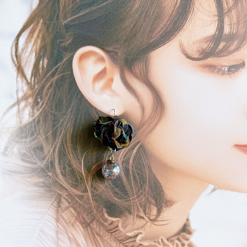 122 ブラック✖︎ゴールドの大人可愛い　ハンドメイド　ピアスorイヤリング 122 ブラック✖︎ゴールドの大人可愛いハンドメイドピアスor