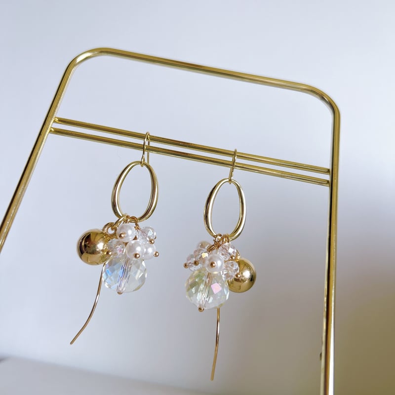 ゴールドのタッセルビーズピアス・イヤリング | peth handmade
